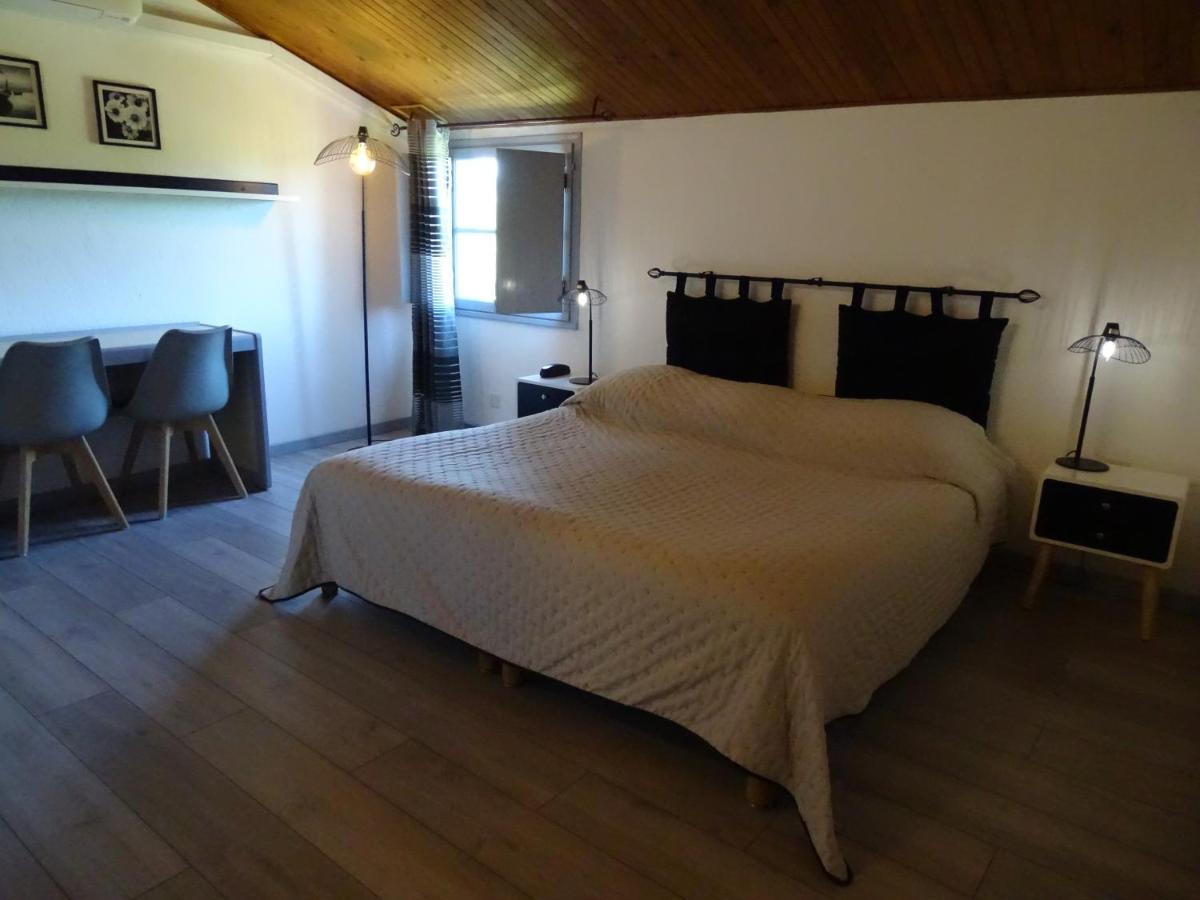 לס ואנס Hotel Mas De L'Espaire מראה חיצוני תמונה